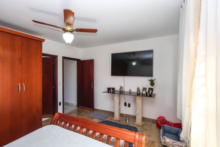 Casa à venda com 234m², 3 quartos e 4 vagas Casa à venda com 234m², 3 quartos e 4 vagasSuíte 1