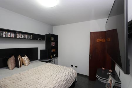 Casa à venda com 234m², 3 quartos e 4 vagas Casa à venda com 234m², 3 quartos e 4 vagasSuíte 3