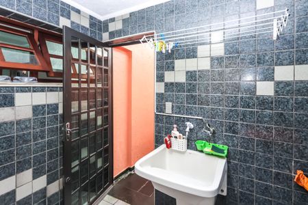 Casa à venda com 234m², 3 quartos e 4 vagas Casa à venda com 234m², 3 quartos e 4 vagasÁrea de Serviço