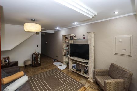 Sala de casa para alugar com 3 quartos, 234m² em Jardim Patente Novo, São Paulo