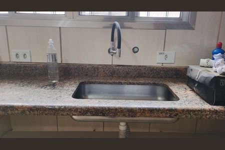 Casa para alugar com 172m², 2 quartos e 2 vagas Casa para alugar com 172m², 2 quartos e 2 vagasCozinha
