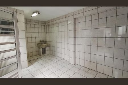 Casa para alugar com 172m², 2 quartos e 2 vagas Casa para alugar com 172m², 2 quartos e 2 vagasÁrea de serviço