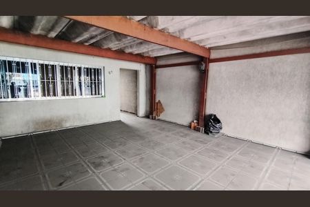 Casa para alugar com 172m², 2 quartos e 2 vagas Casa para alugar com 172m², 2 quartos e 2 vagasQuintal