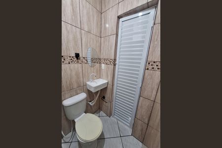 Banheiro de casa para alugar com 1 quarto, 30m² em Parque Independencia, Duque de Caxias
