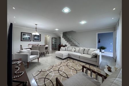 Sala de casa de condomínio para alugar com 4 quartos, 257m² em Recreio dos Bandeirantes, Rio de Janeiro