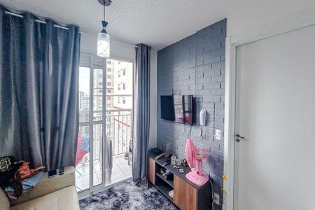 Sala de apartamento para alugar com 1 quarto, 28m² em Guaiauna, São Paulo