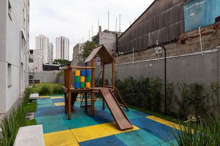 Apartamento para alugar com 37m², 2 quartos e sem vaga Apartamento para alugar com 37m², 2 quartos e sem vagaÁrea comum