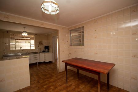 Casa para alugar com 200m², 3 quartos e sem vaga Casa para alugar com 200m², 3 quartos e sem vagaCopa