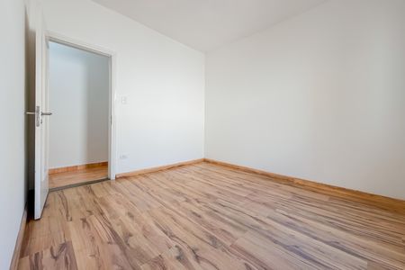 Casa para alugar com 170m², 2 quartos e 2 vagas Casa para alugar com 170m², 2 quartos e 2 vagasQuarto 1