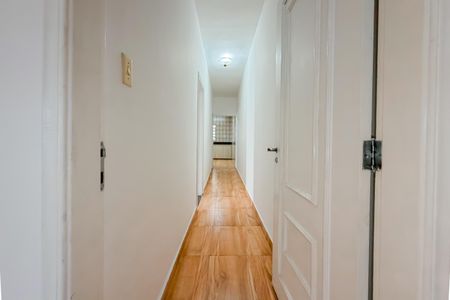 Casa para alugar com 170m², 2 quartos e 2 vagas Casa para alugar com 170m², 2 quartos e 2 vagasCorredor