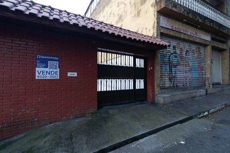 Casa à venda com 150m², 2 quartos e 7 vagasFachada