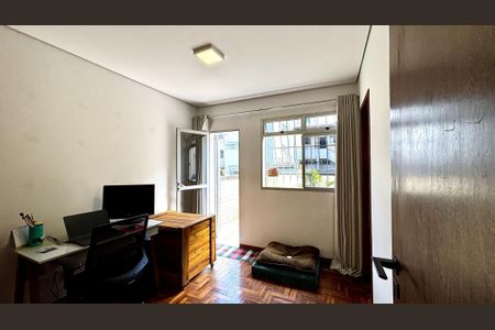 Apartamento à venda com 2 quartos, 65m² em Anchieta, Belo Horizonte