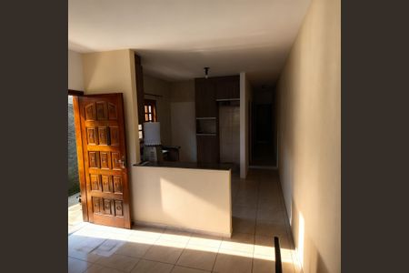 Sala de casa para alugar com 3 quartos, 120m² em Residencial Marco Polo, Cotia