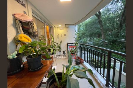 Apartamento para alugar com 90m², 2 quartos e 2 vagasVaranda