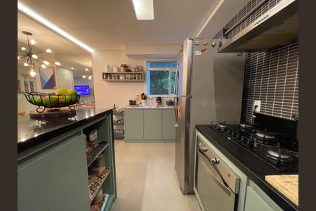 Apartamento para alugar com 90m², 2 quartos e 2 vagasCozinha