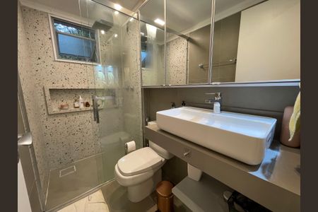 Apartamento para alugar com 90m², 2 quartos e 2 vagasBanheiro 1