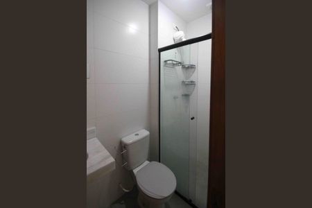 Apartamento para alugar com 43m², 2 quartos e sem vaga Apartamento para alugar com 43m², 2 quartos e sem vagaBanheiro