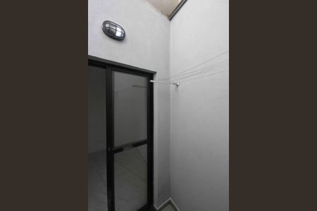 Apartamento para alugar com 43m², 2 quartos e sem vaga Apartamento para alugar com 43m², 2 quartos e sem vagaQuintal