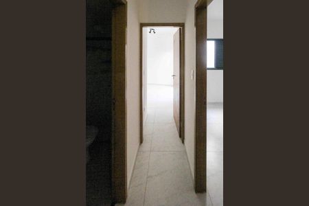 Apartamento para alugar com 43m², 2 quartos e sem vaga Apartamento para alugar com 43m², 2 quartos e sem vagaCorredor