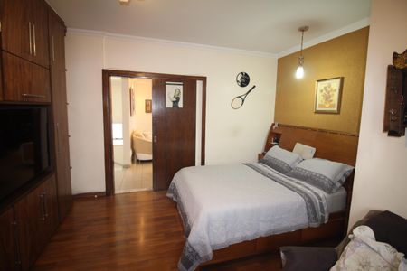 Apartamento à venda com 250m², 4 quartos e 4 vagasQuarto 4