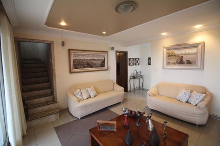 Apartamento à venda com 250m², 4 quartos e 4 vagasSala 2