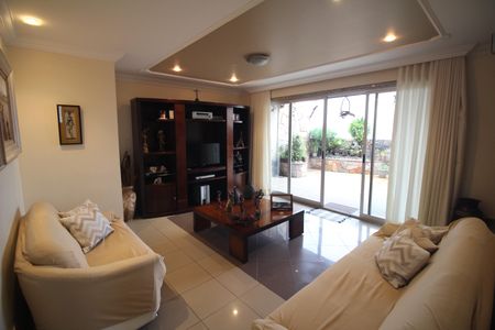 Apartamento à venda com 250m², 4 quartos e 4 vagasSala 2