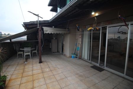 Apartamento à venda com 250m², 4 quartos e 4 vagasCobertura