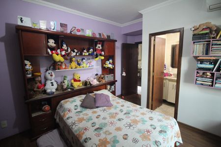 Apartamento à venda com 250m², 4 quartos e 4 vagasQuarto 1