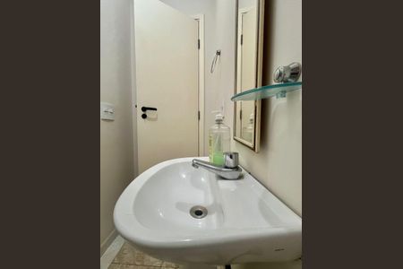 Apartamento para alugar com 121m², 2 quartos e 3 vagasLavabo