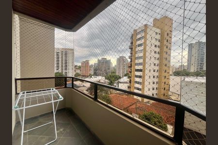 Sacada de apartamento para alugar com 2 quartos, 121m² em Cambuí, Campinas