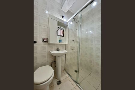 Apartamento para alugar com 121m², 2 quartos e 3 vagasBanheiro da suíte 1