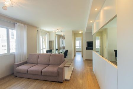 Sala de apartamento para alugar com 2 quartos, 76m² em Água Verde, Curitiba