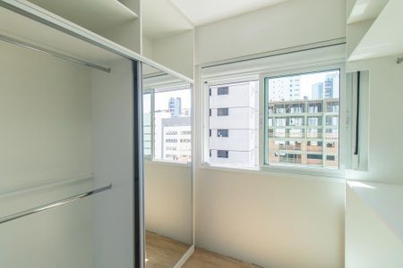 Apartamento para alugar com 76m², 2 quartos e 1 vagaQuarto 1
