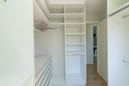 Apartamento para alugar com 76m², 2 quartos e 1 vagaQuarto 1