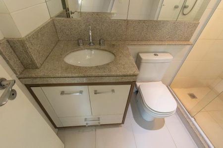 Apartamento para alugar com 76m², 2 quartos e 1 vagaBanheiro da Suite