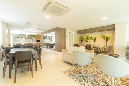 Apartamento para alugar com 76m², 2 quartos e 1 vagaÁrea comum - Salão de festas