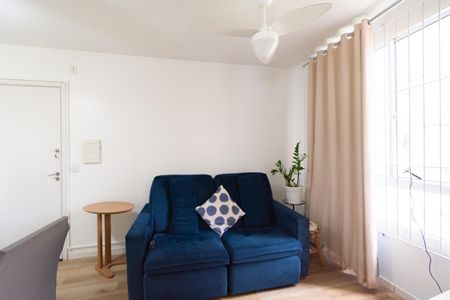 Apartamento à venda com 2 quartos, 42m² em Fátima, Canoas