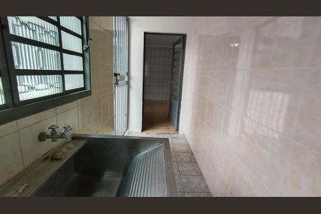 Casa para alugar com 120m², 3 quartos e 8 vagasÁrea de serviço 