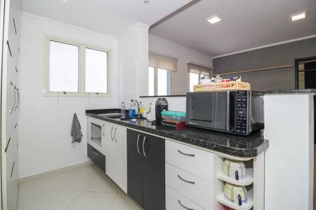 Cozinha de apartamento para alugar com 1 quarto, 42m² em Pompeia, São Paulo