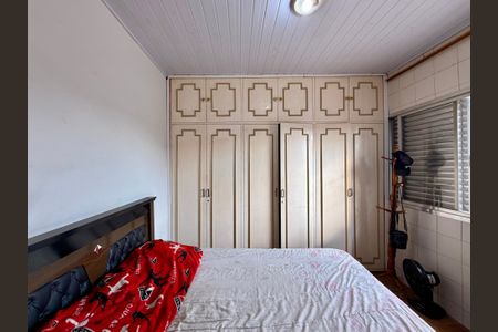 Casa à venda com 150m², 3 quartos e 2 vagas Casa à venda com 150m², 3 quartos e 2 vagasQuarto 1