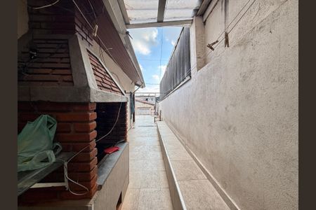 Casa à venda com 150m², 3 quartos e 2 vagas Casa à venda com 150m², 3 quartos e 2 vagasChurrasqueira