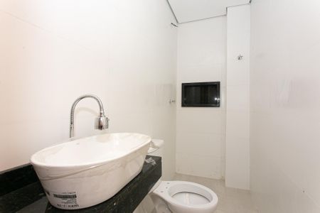 Apartamento para alugar com 55m², 2 quartos e sem vaga Apartamento para alugar com 55m², 2 quartos e sem vagaBanheiro
