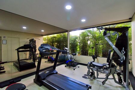 Apartamento à venda com 98m², 2 quartos e 2 vagasAcademia