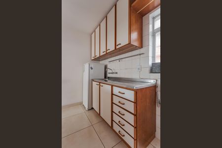 Apartamento para alugar com 65m², 2 quartos e 1 vaga Apartamento para alugar com 65m², 2 quartos e 1 vagaCozinha e Área de Serviço
