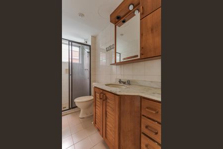 Apartamento para alugar com 65m², 2 quartos e 1 vaga Apartamento para alugar com 65m², 2 quartos e 1 vagaBanheiro