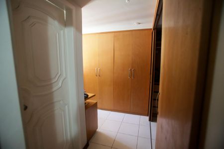 Casa para alugar com 376m², 5 quartos e 4 vagasCloset do Quarto Suíte