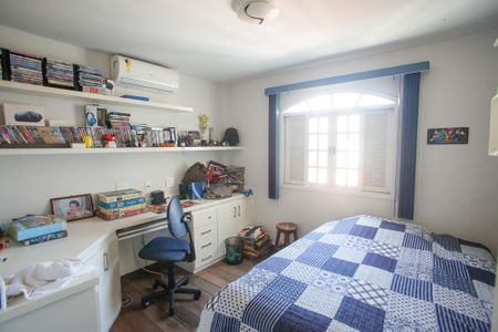 Casa para alugar com 376m², 5 quartos e 4 vagasQuarto 3