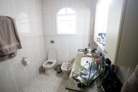 Casa para alugar com 376m², 5 quartos e 4 vagasBanheiro do Quarto Suíte