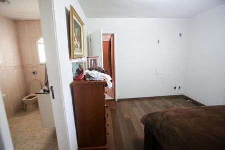 Casa para alugar com 376m², 5 quartos e 4 vagasQuarto Suíte