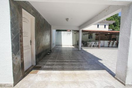 Casa para alugar com 376m², 5 quartos e 4 vagasGaragem